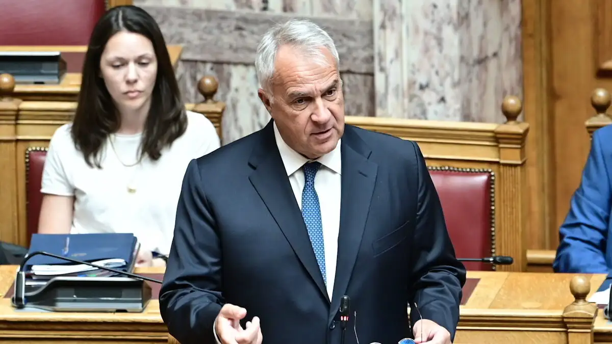 Παραιτήθηκαν ο Μάκης Βορίδης και τρεις ακόμα υφυπουργοί από την κυβέρνηση για την υπόθεση του ΟΠΕΚΕΠΕ