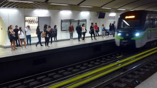 Γνωστός μάνατζερ ποδοσφαίρου ο άνδρας που ανασύρθηκε νεκρός από το Μετρό στο Σύνταγμα