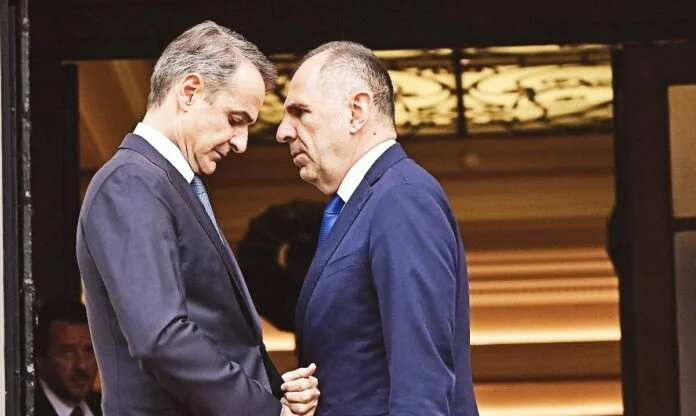 Συναγερμός στην Αθήνα για τις κινήσεις της Λιβύης - Χαμηλές ταχύτητες για ελληνοτουρκικό ραντεβού κορυφής