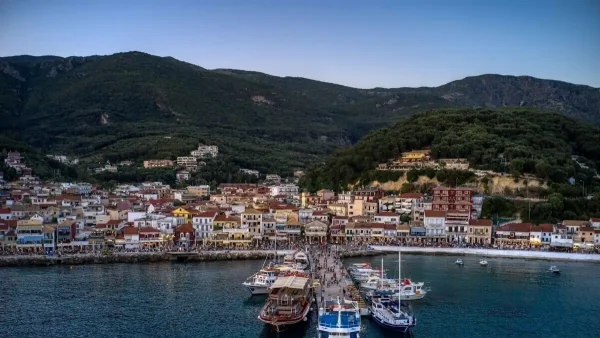 Σύνθετες και επιτακτικές οι προκλήσεις για τον ελληνικό τουρισμό, σύμφωνα με τον ΣΕΤΕ