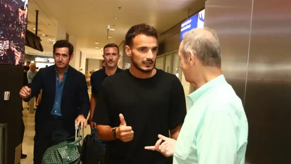 Παναθηναϊκός: Στην Ελλάδα για τις υπογραφές ο Πέδρο Τσιριβέγια