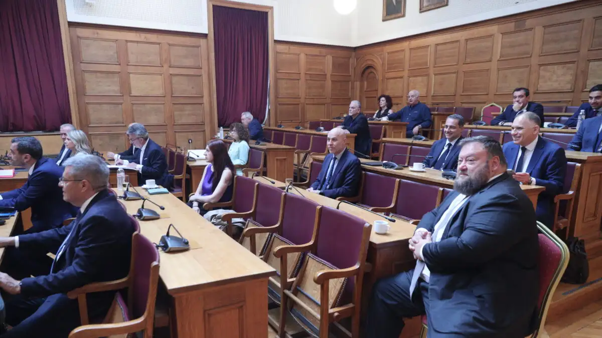 Προανακριτική: Στις 7 Ιουλίου καταθέτει ο Κώστας Καραμανλής