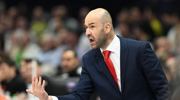 Σπανούλης: «Κουρασμένοι είναι οι γονείς που δουλεύουν να ταΐσουν τα παιδιά τους»