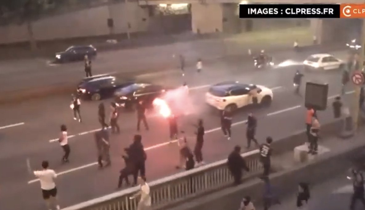 Νύχτα τρόμου στη Γαλλία μετά τον θρίαμβο της Παρί: Χάος στους δρόμους, επεισόδια, δύο νεκροί, 200 τραυματίες και πάνω από 550 συλλήψεις