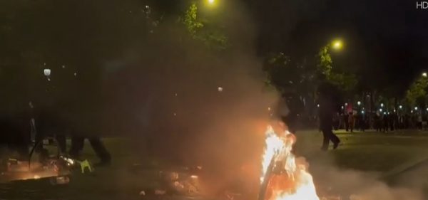 Τρεις νεκροί στο Παρίσι στους πανηγυρισμούς των οπαδών της Παρί Σεν Ζερμέν για την κατάκτηση του Champions League