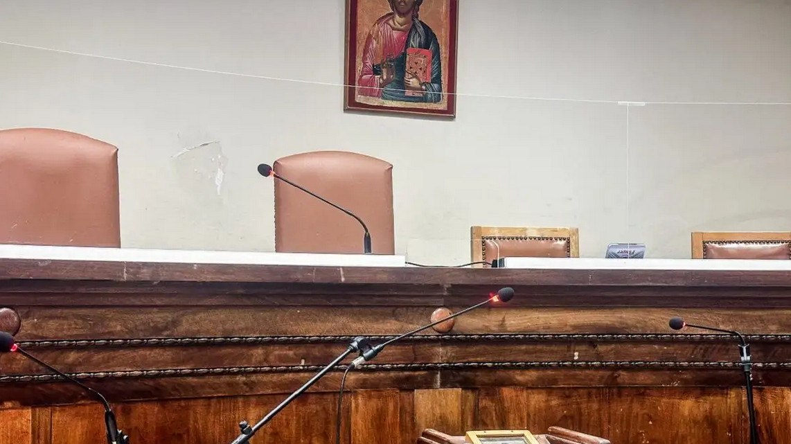 Ρόδος: 16 χρόνια κάθειρξης για το βιασμό 10χρονου κοριτσιού – Νονός της αδερφής της ο δράστης