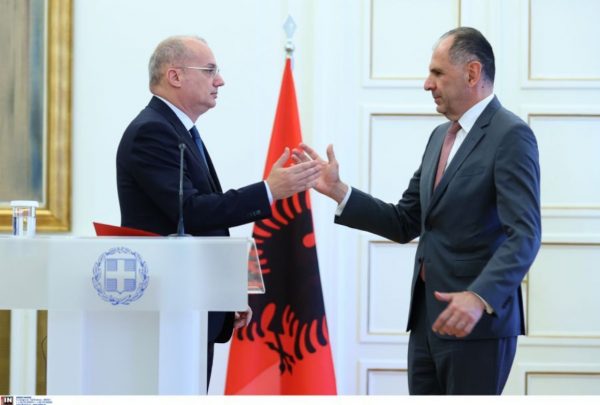 Ο Γ. Γεραπετρίτης συναντήθηκε με τον Igli Hasani: Η ελληνική μειονότητα στην Αλβανία, μείζονα προτεραιότητα για την Ελλάδα
