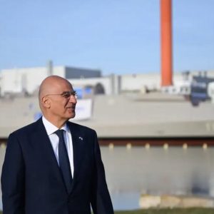 Δένδιας: Συνταγματική υποχρέωση κυβέρνησης και ΥΠΕΘΑ η αμυντική θωράκιση της χώρας – Σημαντικές αυξήσεις μισθών, συντάξεων εφάπαξ στα στελέχη ΕΔ