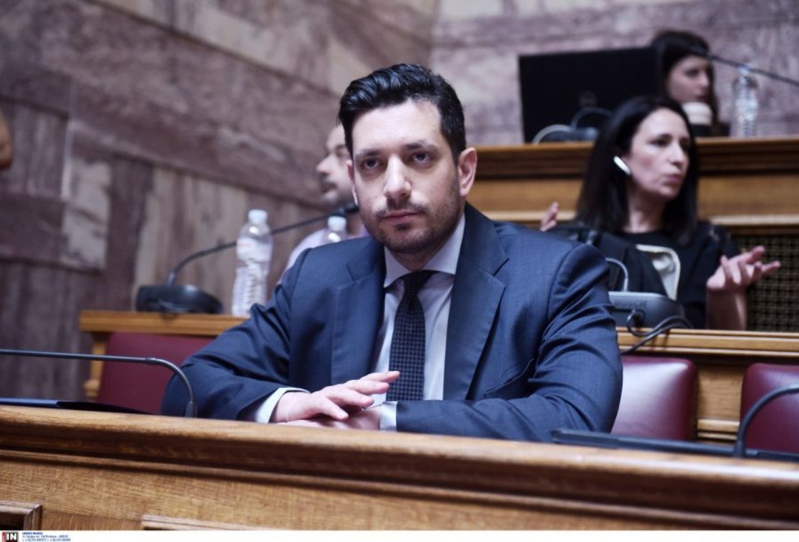 Κόντρα Κυρανάκη και Λυμπερόπουλου στη Βουλή για τα ταξί: «Σταματήστε να συκοφαντείτε όποιον διαφωνεί μαζί σας» – «Θα μας αναγκάσει να ξεπουλήσουμε τις άδειες»