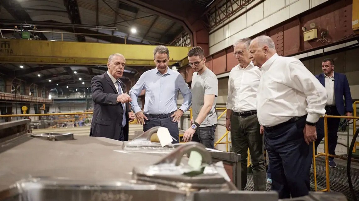 Μητσοτάκης από το Βόλο: Τα ευρωπαϊκά χρήματα για την άμυνα να πηγαίνουν σε ευρωπαϊκές εταιρείες