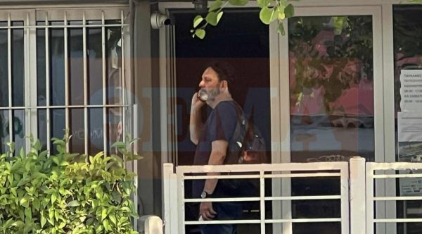Στο αστυνομικό τμήμα ο Στάθης Αγγελόπουλος μετά από επεισόδιο με την πρώην σύζυγό του στη Γλυφάδα