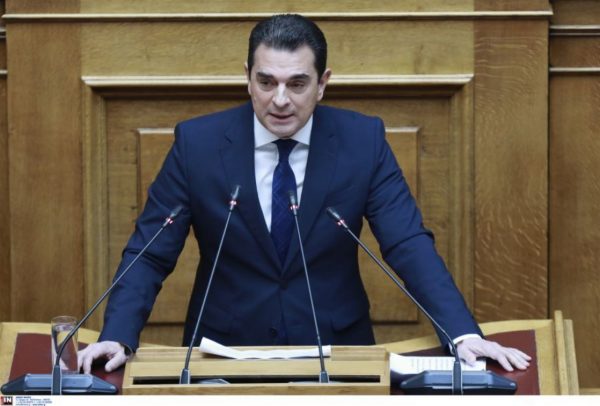 Άμεση άρσης της ασυλίας του ζήτησε από την Παρασκευή ο Σκρέκας: Δεν θα επιτρέψω η παραμικρή υπόνοια να πλήξει την παράταξη