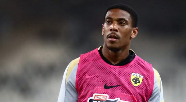 ΑΕΚ: Ο Αντονί Μαρσιάλ έφθασε στην Ολλανδία για την προετοιμασία της ομάδας του Νίκολιτς