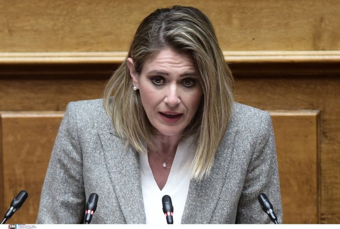 Tη Δευτέρα θα παρουσιαστεί από τη Νίκη Κεραμέως το νέο εργασιακό νομοσχέδιο