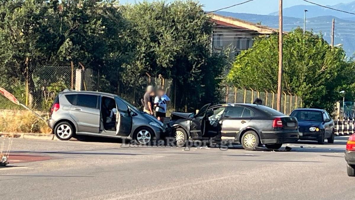 Τροχαίο το πρωί σε διασταύρωση κοντά στην ΠΕΛ