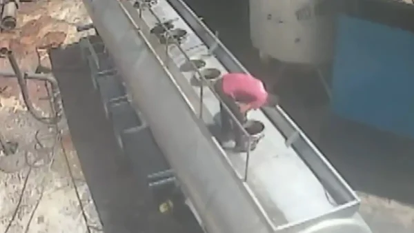 Τουρκία: Άνοιξε καπάκι βυτιοφόρου με το τσιγάρο στο στόμα, προκάλεσε έκρηξη και εκσφενδονίστηκε