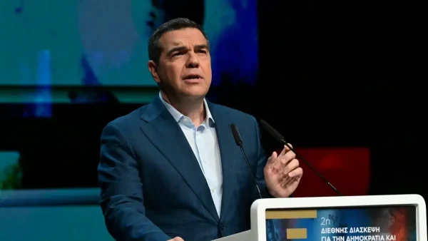 Συνάντηση του Αλέξη Τσίπρα με τον Αρχιεπίσκοπο Δαμιανό για τη Μονή Σινά