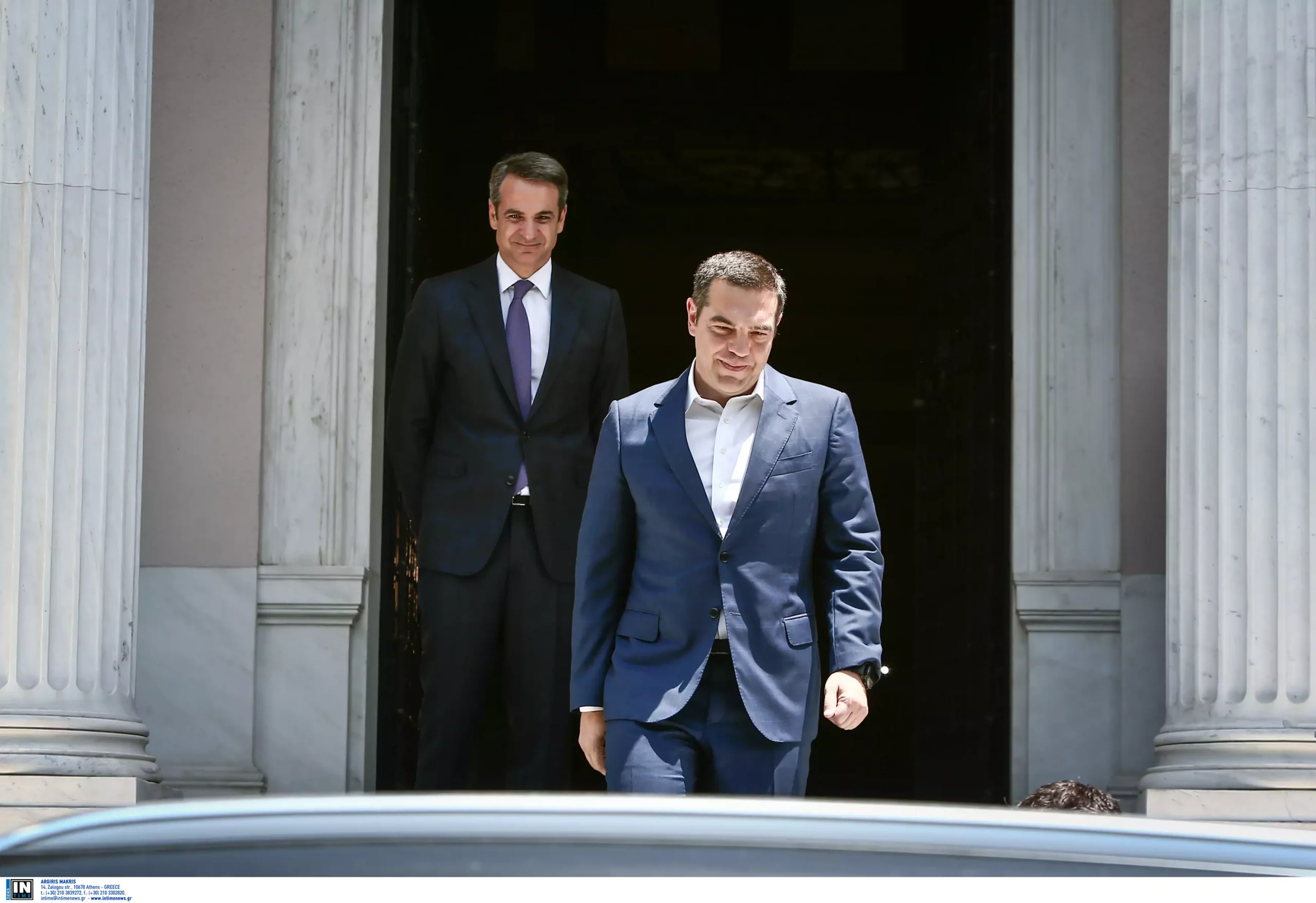 Ο Αλέξης Τσίπρας μιλά ως αρχηγός κόμματος, ο Κυριάκος Μητσοτάκης τον περιμένει, ΣΥΡΙΖΑ και ΠΑΣΟΚ ανησυχούν για το αύριο