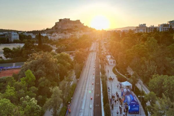 ΕΚΟ Ράλλυ Ακρόπολις 2025: Μπροστά σε πλήθος κόσμου ολοκληρώθηκε η ΕΚΟ Αthens Super Special Stage