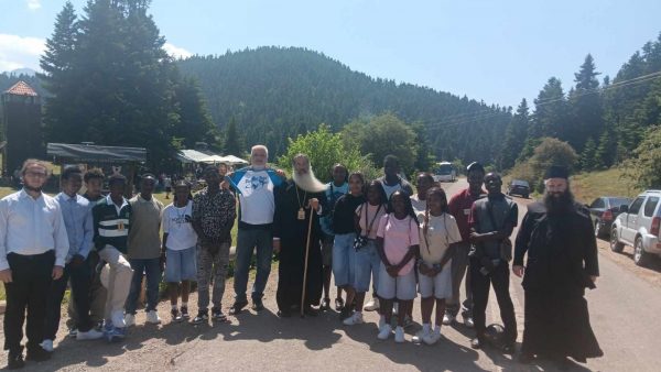 Ένα ξεχωριστό γεύμα αγάπης για τη Γιορτή του Πατέρα στην Οίτη