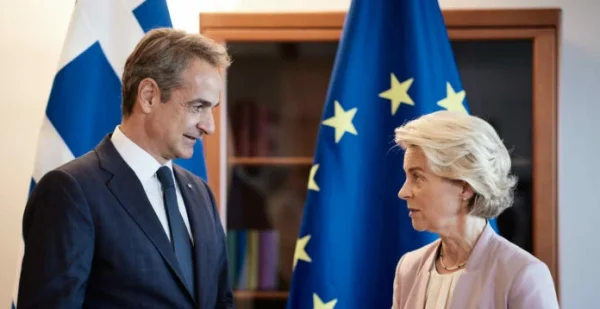 «Καρφιά» Φον ντερ Λάιεν για τις ροές από τη Λιβύη στην επιστολή προς τους ηγέτες της ΕΕ - Η επικοινωνία με Μητσοτάκη