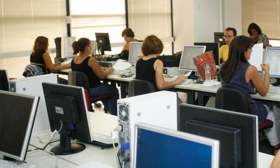 Τι αλλάζει με την πειθαρχική δικαιοσύνη στο Δημόσιο: Ενιαίο πειθαρχικό συμβούλιο με 50 στελέχη του Νομικού Συμβουλίου του Κράτους