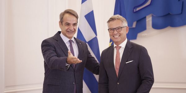 Επί τάπητος το μεταναστευτικό στη συνάντηση του Κ. Μητσοτάκη με τον Επίτροπο Εσωτερικών Υποθέσεων Μ. Μπρούνερ