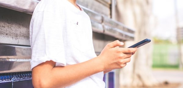 Σάλος στην Ισπανία: 17χρονος «έγδυσε» συμμαθήτριές του μέσω τεχνητής νοημοσύνης και διέδωσε υλικό online