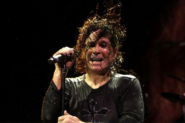 Ozzy Osbourne: «Ο Πρίγκιπας του Σκότους» που έφερε την ροκ μουσική στο φως – Tο τελευταίο του «ευχαριστώ» στους θαυμαστές
