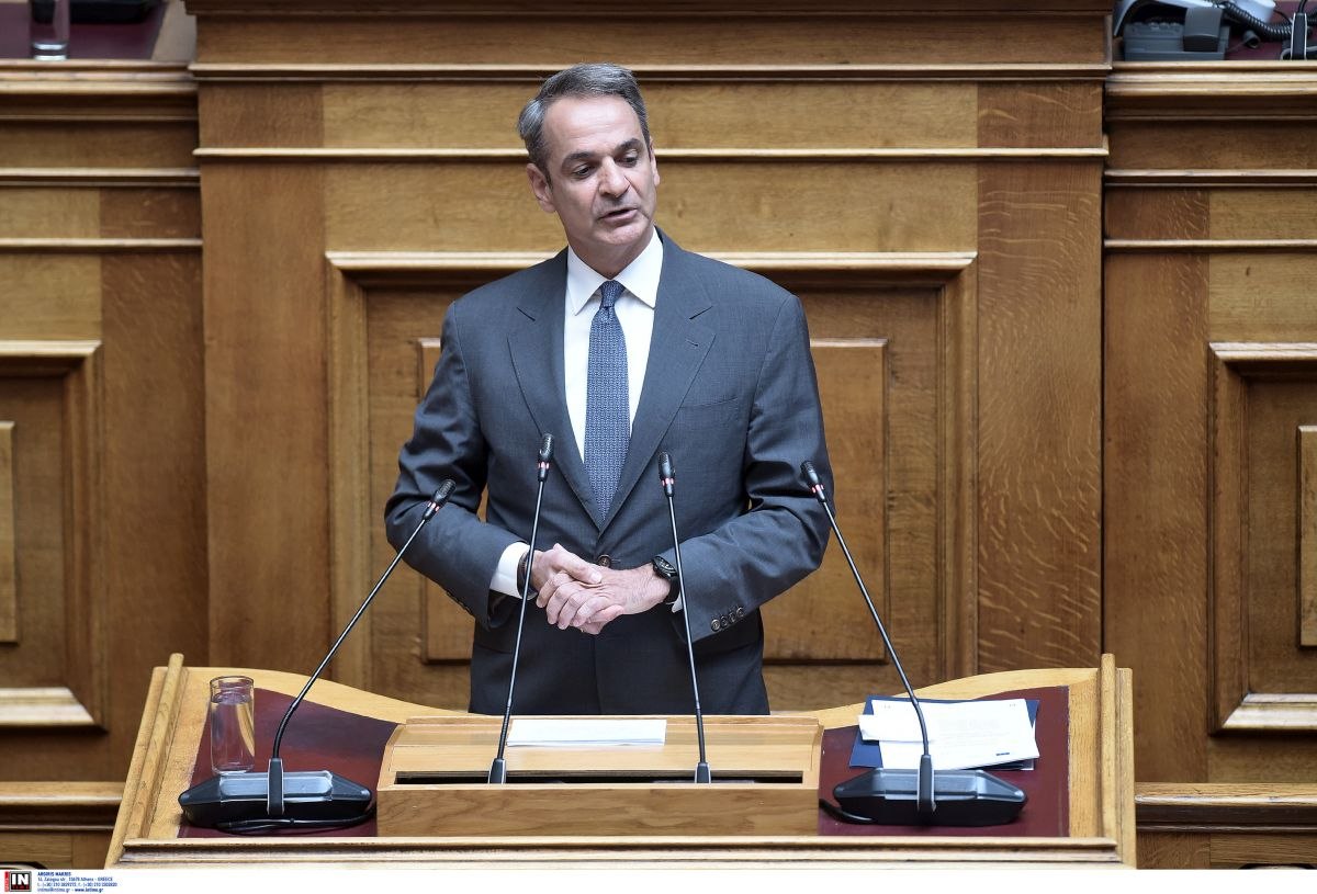 Μητσοτάκης στη Βουλή: Όποιος μπαίνει παράνομα στην Ελλάδα θα συλλαμβάνεται και θα κρατείται