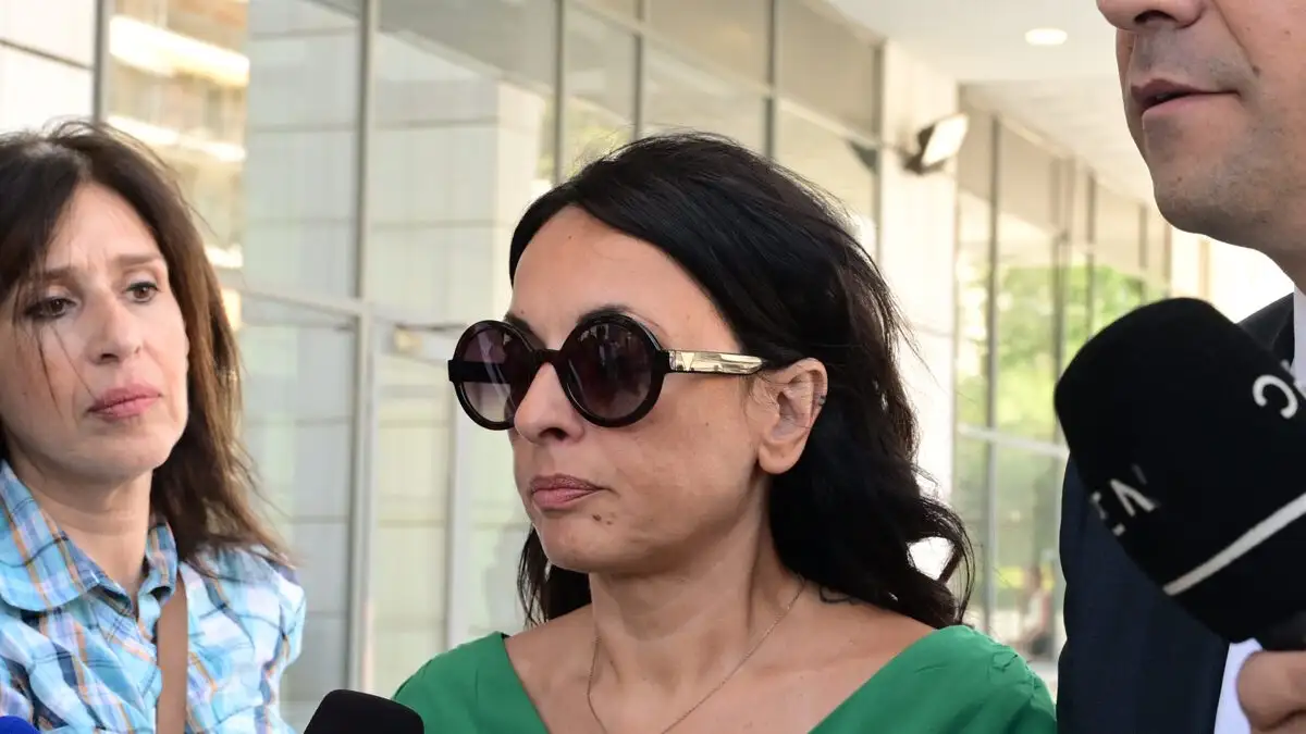 Πέτρος Φιλιππίδης: Η Αφροδίτη Γεωργούση «σπάει» για πρώτη φορά τη σιωπή της μετά την απόφαση του δικαστηρίου – «Αισθάνομαι δικαιωμένη»