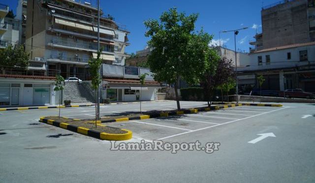 Εργασίες καθαρισμού σήμερα στην παλιά Δημοτική Αγορά Λαμίας