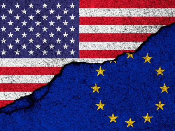 Η ΕΕ επικύρωσε αντίμετρα 93 δισ. ευρώ κατά των ΗΠΑ εάν αποτύχουν οι εμπορικές διαπραγματεύσεις