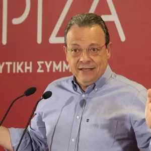 Κατεδαφίζεται ο ΣΥΡΙΖΑ λόγω Τσίπρα: Ο εμφύλιος Φάμελλου - μειοψηφίας, οι καρατομήσεις και τα 3 σενάρια για το κόμμα
