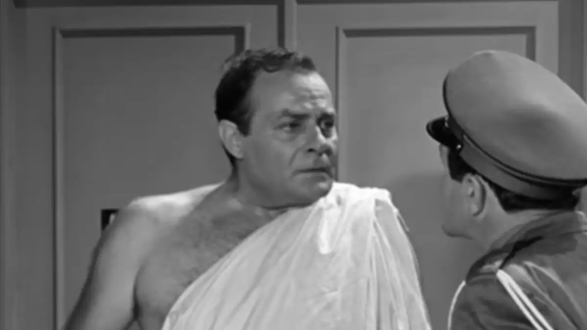 «Αφιέρωμα» στον καύσωνα από την Φίνος Φιλμ - Το βίντεο με τις «καυτές» σκηνές από ταινίες του ελληνικού κινηματογράφου