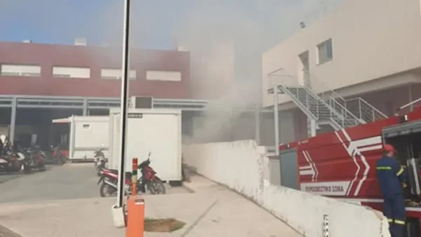 Φωτιά στο Γενικό Νοσοκομείο «Άγιος Ανδρέας» στην Πάτρα - Ισχυρές δυνάμεις στο σημείο