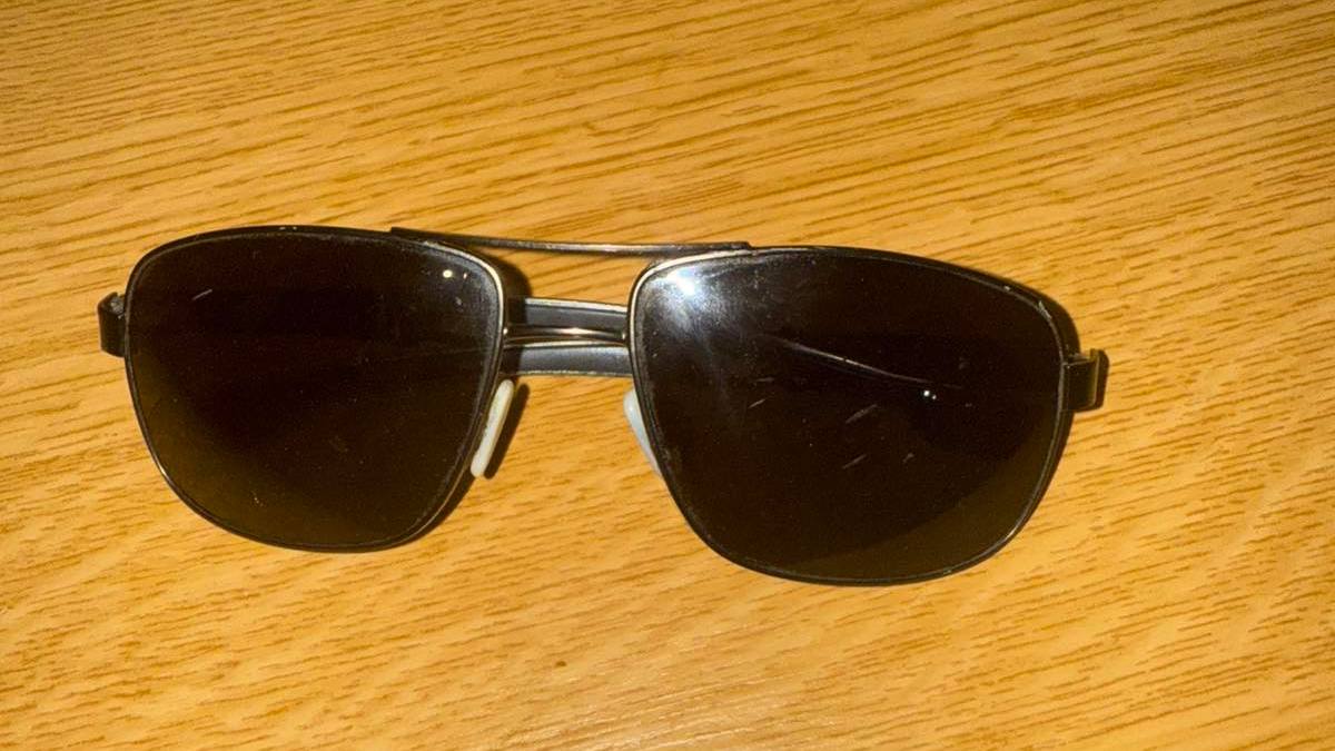 Βρέθηκαν γυαλιά ηλίου