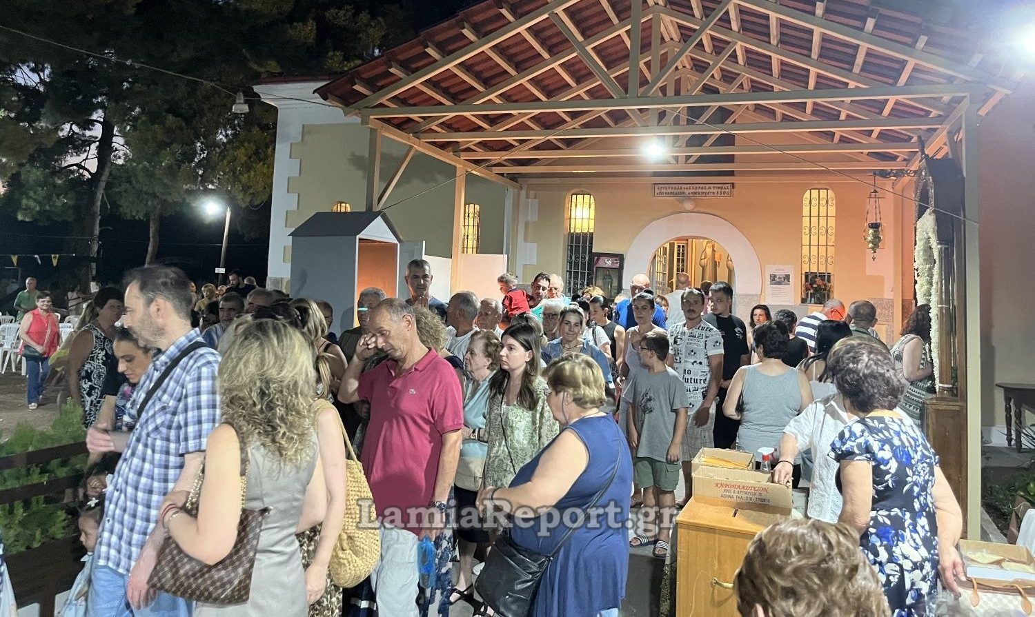 Πανηγυρίζει το εκκλησάκι της Αγίας Παρασκευής στην Ταράτσα (ΦΩΤΟ)