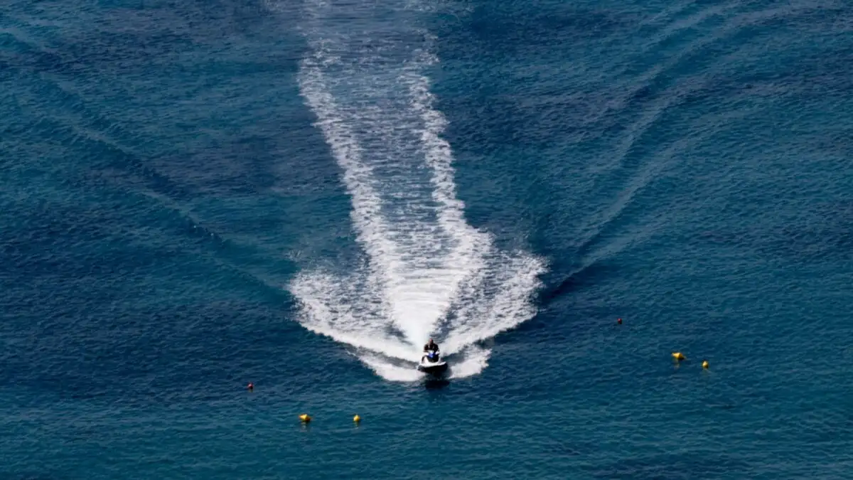 Συνελήφθη στη Σύμη Τούρκος διακινητής: Μετανάστης του έδωσε 2.000 ευρώ για τη μεταφορά με jet ski στην Ελλάδα