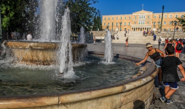 175 νεκροί στην Αθήνα λόγω της ανυπόφορης ζέστης μέσα σε 10 μέρες – «Σιωπηλοί» δολοφόνοι ο καύσωνας και η κλιματική κρίση