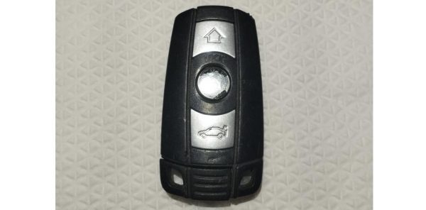 Βρέθηκε κλειδί αυτοκινήτου BMW στα Καμένα Βούρλα