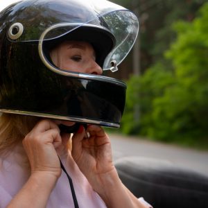 Φθιώτιδα: Επτά παραβάσεις για οδήγηση χωρίς κράνος - Η μία σε ντελιβερά