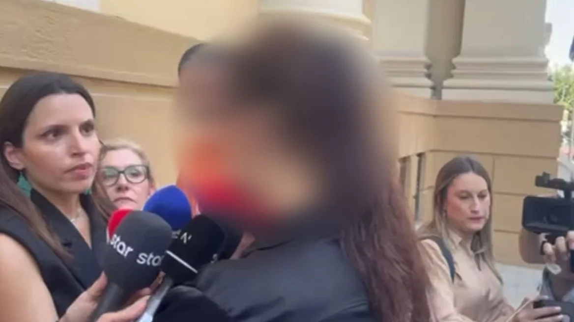 «Η Μουρτζούκου είναι ψυχρή δολοφόνος, τη ρώτησα “γιατί” αλλά δεν απάντησε» δήλωσε η μητέρα του ενός δολοφονημένου βρέφους