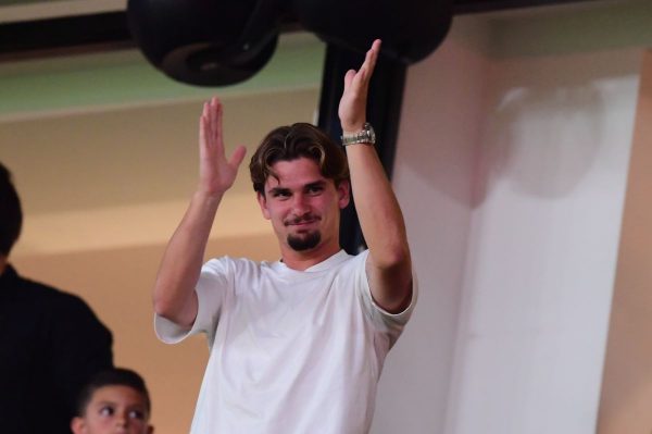 Χάποελ Μπερ Σεβά – ΑΕΚ: Με Ραζβάν Μαρίν στην Ουγγαρία για την ρεβάνς στο Conference League