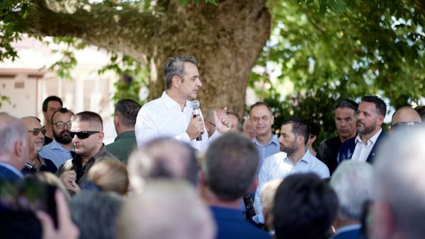 Μητσοτάκης από Καρπενήσι για τον ΟΠΕΚΕΠΕ: Θα πάρουμε τα λεφτά πίσω από τους κλέφτες