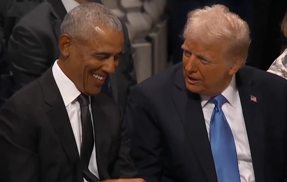 Τι είπε ο Τραμπ στον Ομπάμα κατά την κηδεία του Τζίμι Κάρτερ – Η ερμηνεία ειδικού στην ανάγνωση χειλιών