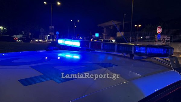 Λαμία: Ανήλικοι «μπούκαραν» μεταμεσονύκτιες ώρες σε καφετέρια κι έκλεψαν χρήματα και συσκευές