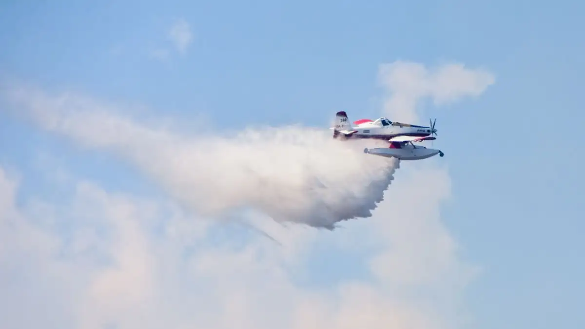 Φωτιά στην Αρχαία Ολυμπία, στην περιοχή Άγιος Γεώργιος – Επιχειρούν 8 εναέρια μέσα