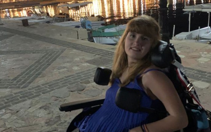 Μυρτώ της Πάρου: «Χρόνια πολλά γλυκό μου πλάσμα, έχει ξεθωριάσει στη μνήμη μου η εικόνα σου πριν…» – Η συγκινητική ανάρτηση της μητέρας της