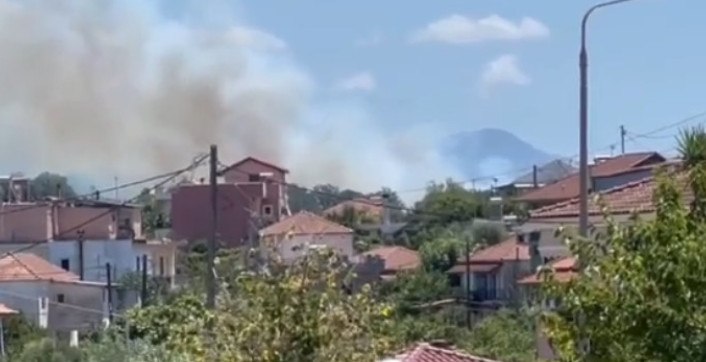 Φωτιά στην Πρέβεζα: Ήχησε το 112 – «Παραμείνετε σε ετοιμότητα»